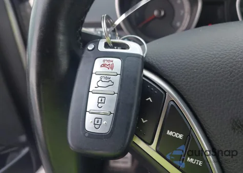 2013 Hyundai Elantra Gt from USA, damaged, VIN KMHD35LE4DU088770